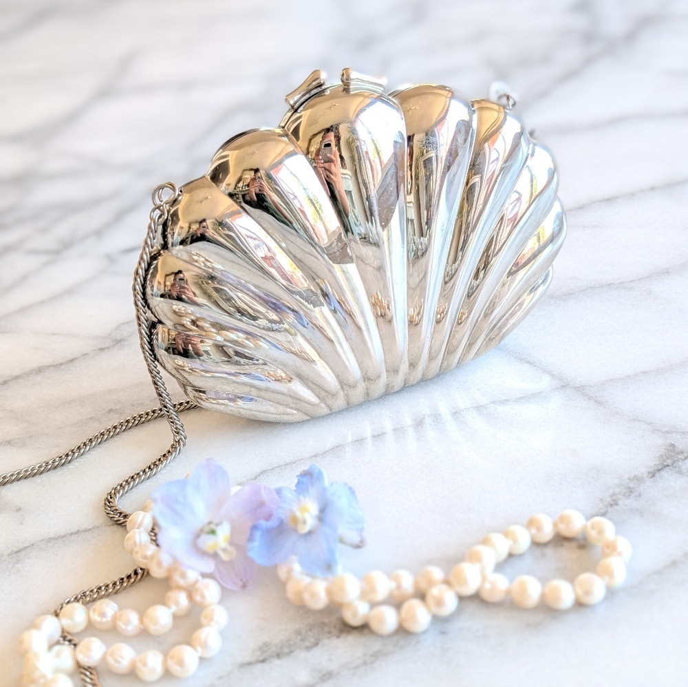 Silver Chrome Clam Shell Clutch / Bag with Chain Shoulder Strap
